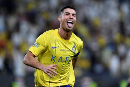 ronaldo lap hat trick giup al nassr thang hoanh trang 133