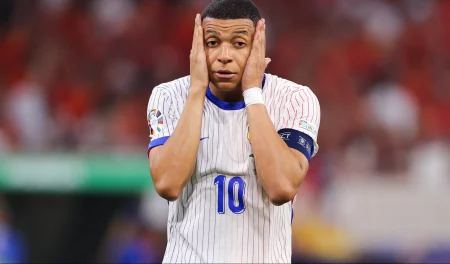 kylian mbappe france looks dejected 915890119 e1728000910498