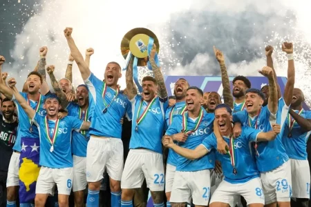 napoli 6903 5275.jpg